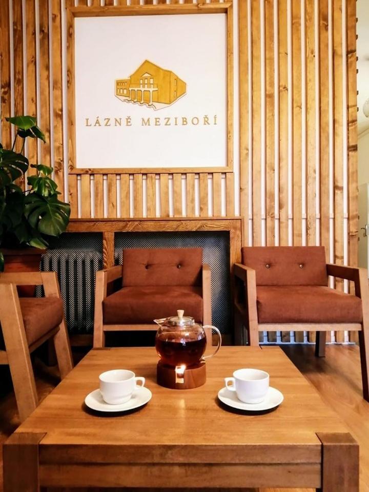 Hotel Lazne Mezibori Exterior foto